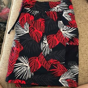 Woman’s XL PFG Columbia skirt with shorts